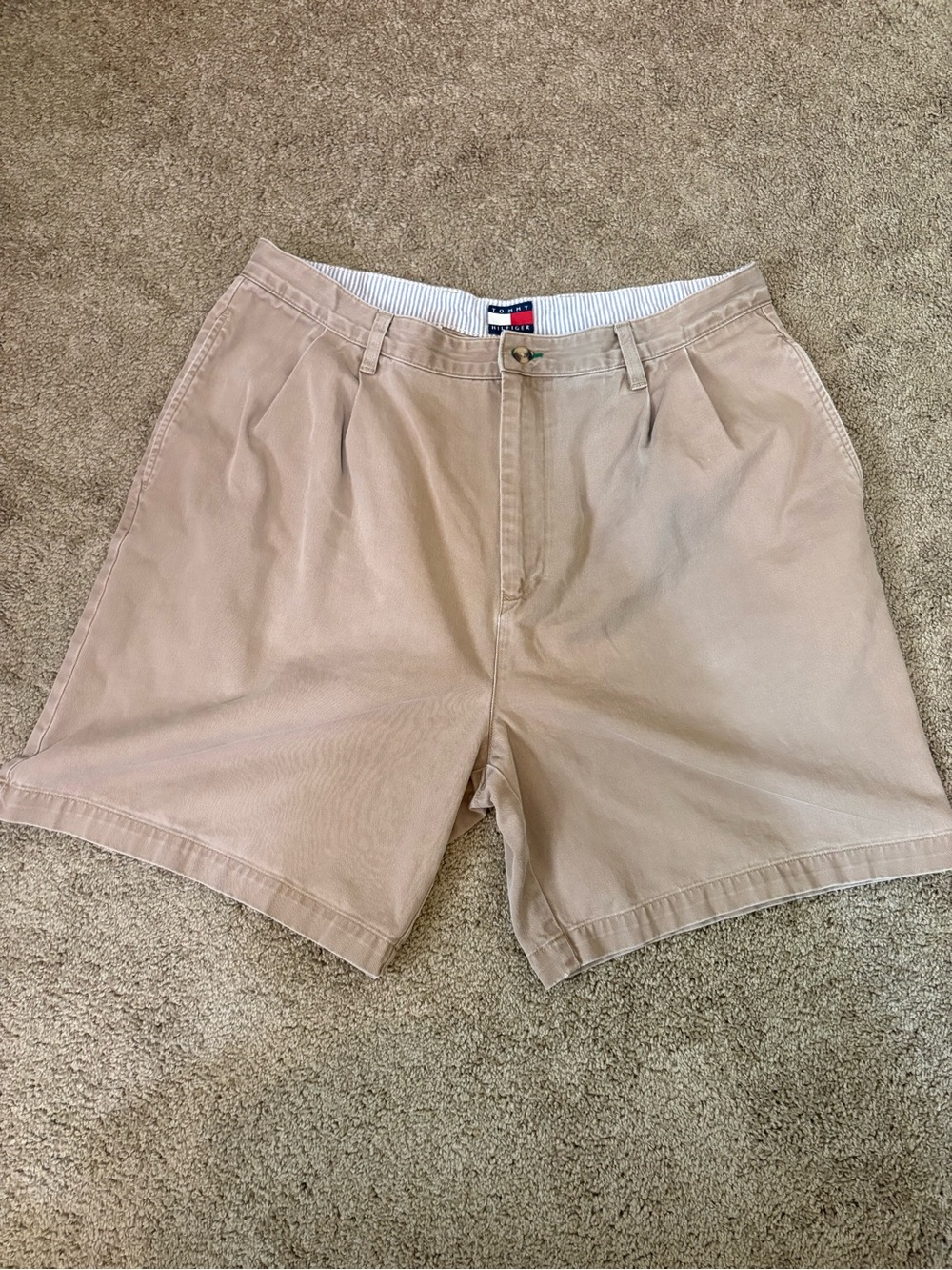 VTG Tommy Hilfiger Men’s Beige Flat Front Cotton Shorts